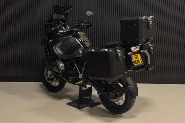 BMW R 1250 GS Adventure (2022) thumbnail 4