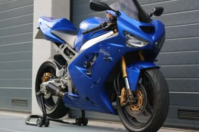 Kawasaki Ninja (2005) thumbnail 1