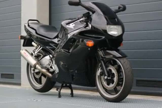Honda CBR600F (1993) thumbnail 1