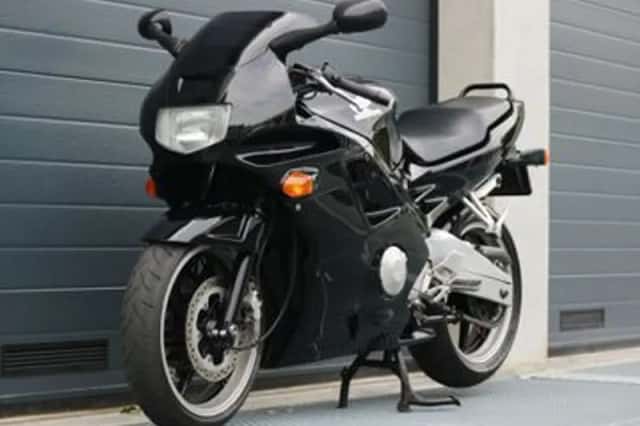 Honda CBR600F (1993) thumbnail 4