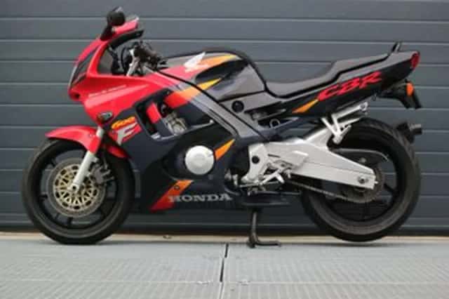 Honda CBR600F (1995) thumbnail 5