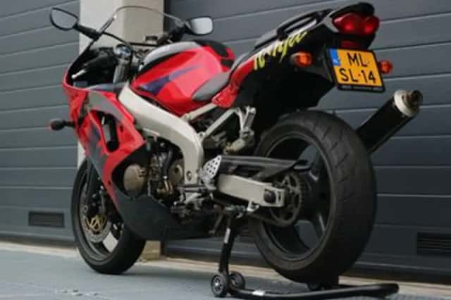 Kawasaki ZX-6R (1999) thumbnail 6