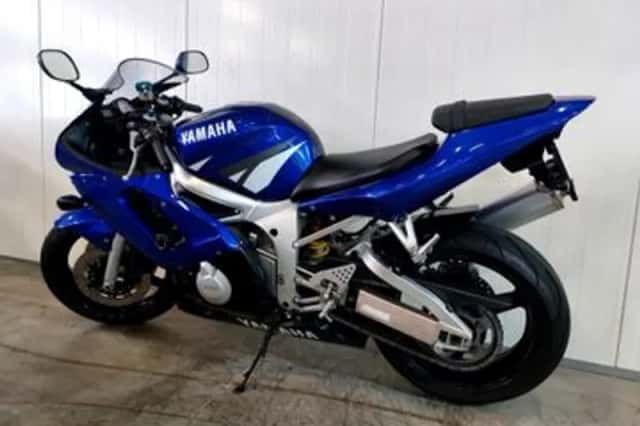 Yamaha YZF-R6 (2002) thumbnail 5