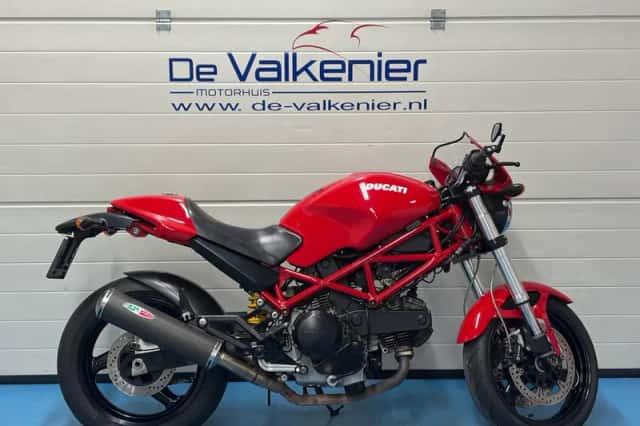 Ducati Monster 695 (2007) thumbnail 1