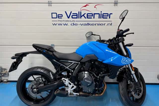 Suzuki GSX-8S (2025) thumbnail 1