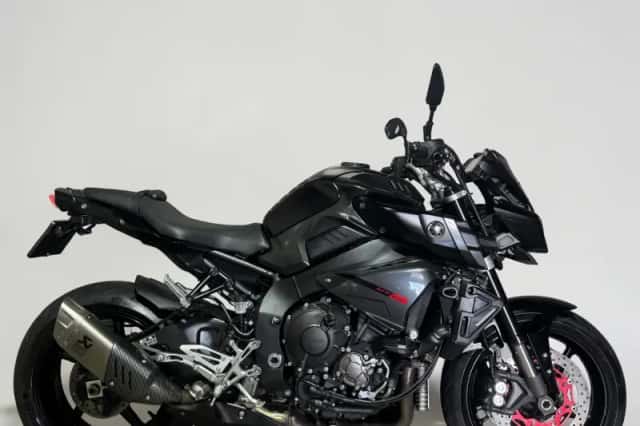 Yamaha MT-10 (2018) thumbnail 2
