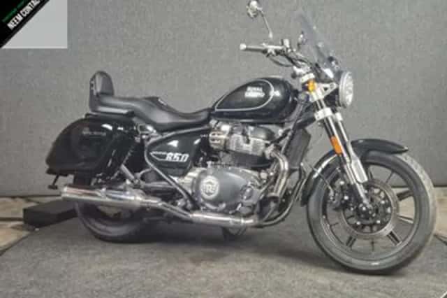 Royal Enfield Super Meteor 650 (2024) thumbnail 1