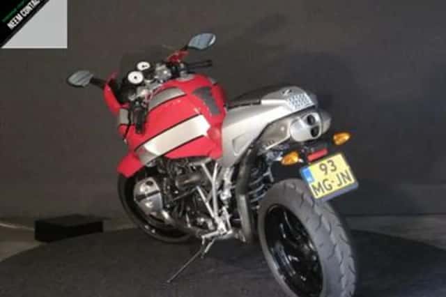 BMW R 1200S (2006) thumbnail 3