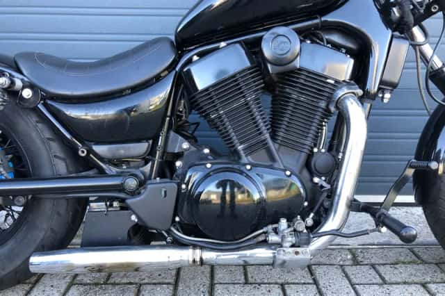 Suzuki VL1400 Intruder (1992) thumbnail 5