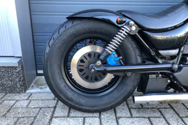Suzuki VL1400 Intruder (1992) thumbnail 6