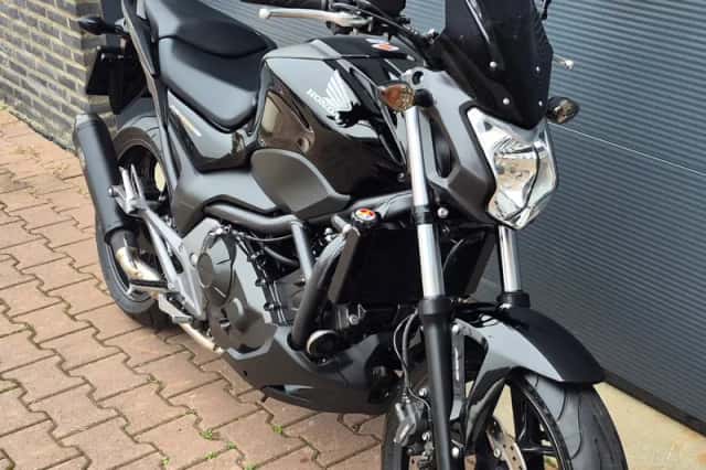 Honda NC 750 S (2014) thumbnail 3