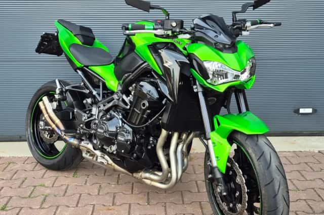 Kawasaki Z900 (2017) thumbnail 1