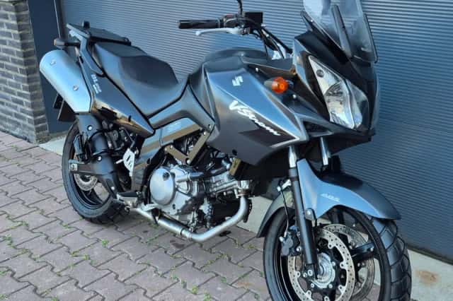 Suzuki V-Strom (2007) thumbnail 3