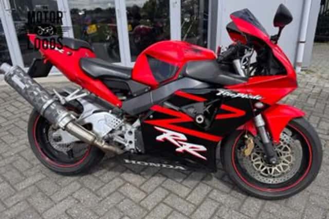 Honda CBR 900 RR Fireblade 954 RR (2002) thumbnail 1