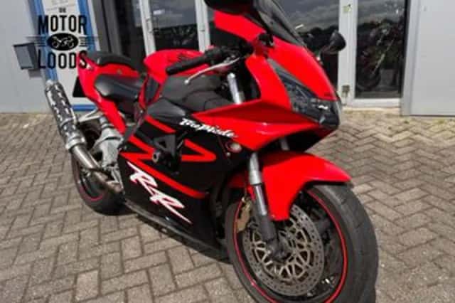 Honda CBR 900 RR Fireblade 954 RR (2002) thumbnail 3