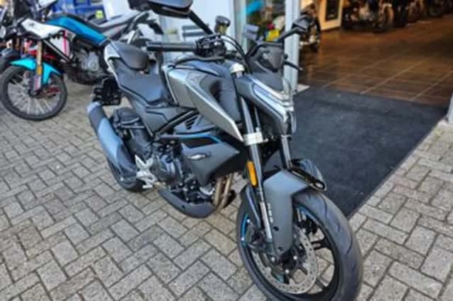 CFMoto 450NK (2026) thumbnail 2