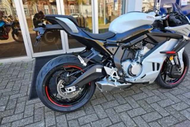 CFMoto 675SR-R (2025) thumbnail 5
