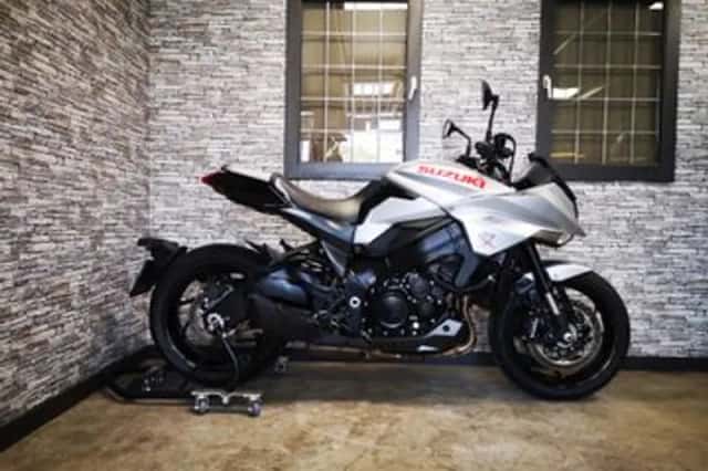 Suzuki GSX-S1000 (2021) thumbnail 2
