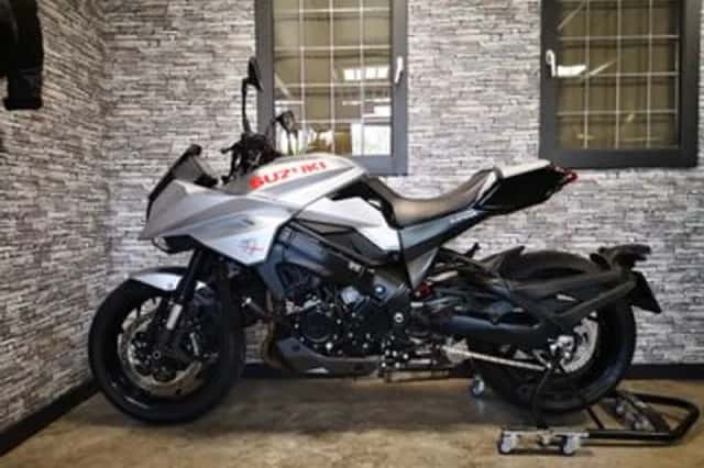 Suzuki GSX-S1000 (2021) thumbnail 4