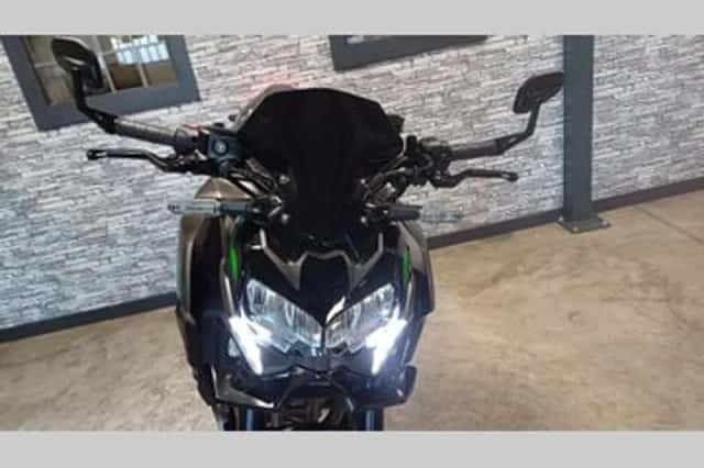 Kawasaki Z900 (2023) thumbnail 5