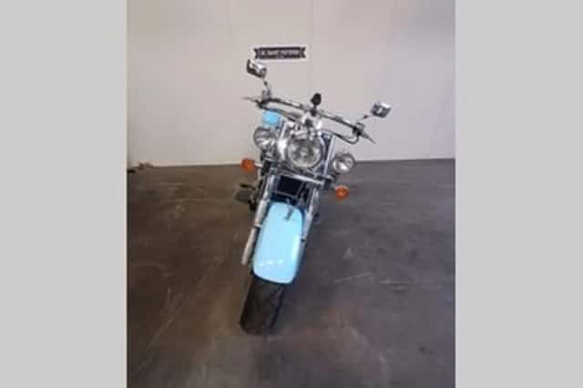 Suzuki 1500 Intruder (1998) thumbnail 3