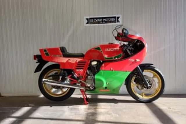 Ducati Mike Hailwood Replica (1985) thumbnail 2