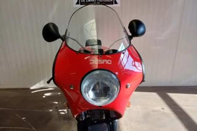 Ducati Mike Hailwood Replica (1985) thumbnail 6