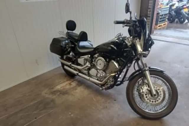 Yamaha XVS 1100 Dragstar (2002) thumbnail 3