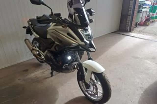 Honda NC750X (2018) thumbnail 3