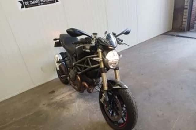 Ducati M 1100 EVO (2012) thumbnail 3
