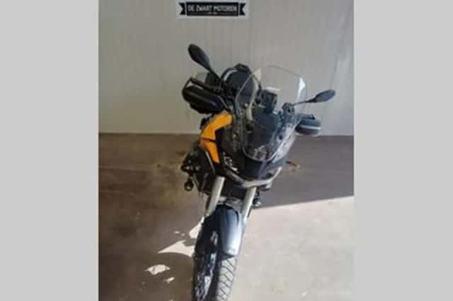Moto Guzzi Stelvio (2025) thumbnail 4