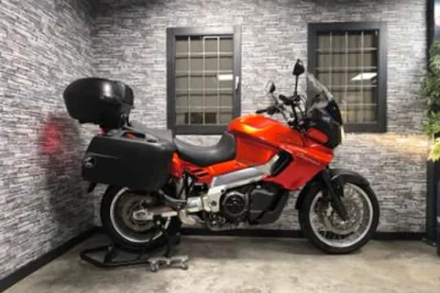 Aprilia ETV 1000 Caponord (2002) thumbnail 2