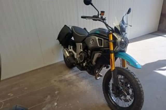 CFMoto 700 CL-X (2025) thumbnail 3