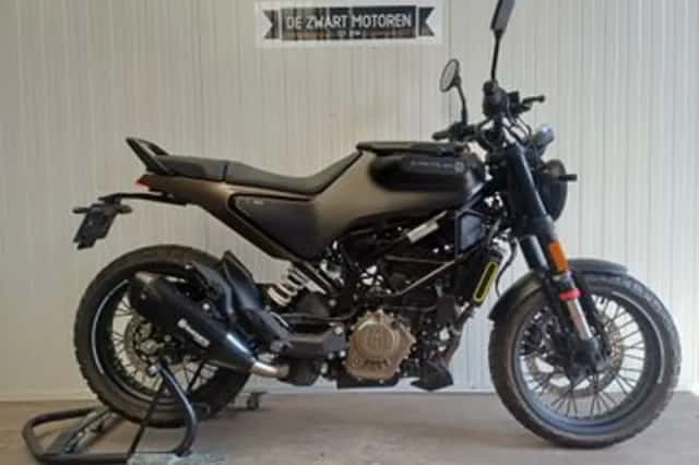 Husqvarna Svartpilen 125 (2024) thumbnail 1