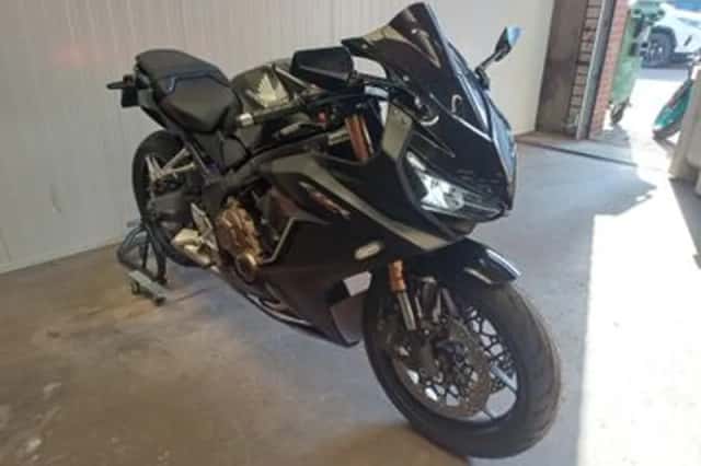Honda CBR650R (2021) thumbnail 3