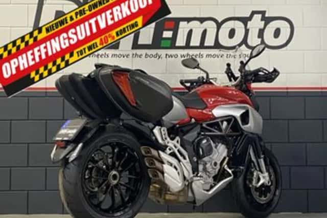 MV Agusta Stradale 800 (2025) thumbnail 4