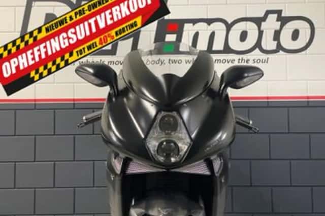 MV Agusta F4 1000 (2006) thumbnail 6