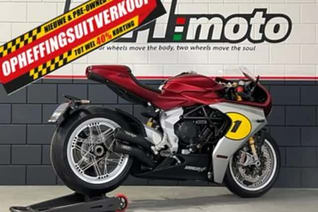 MV Agusta Superveloce 800 (2024) thumbnail 4