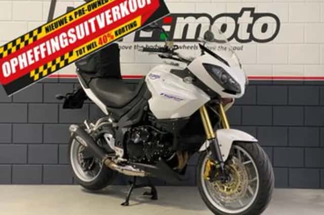 Triumph Tiger 1050 (2011) thumbnail 1