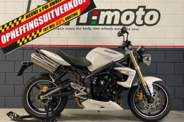Triumph Street Triple 675 (2011) thumbnail 3