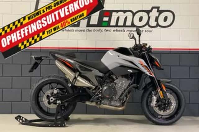 KTM 790 Duke (2025) thumbnail 3