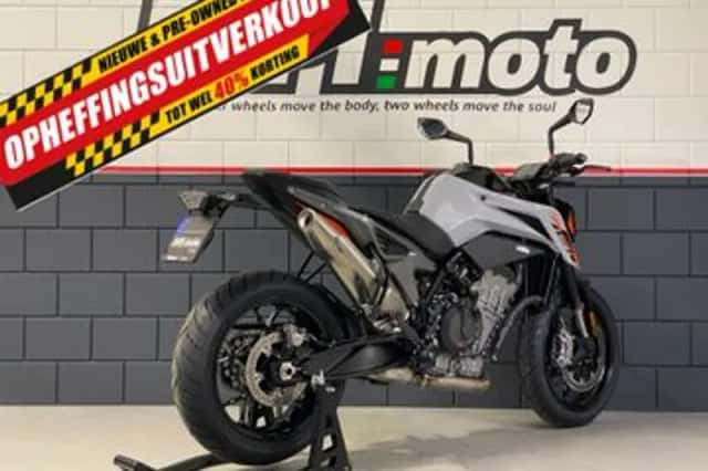 KTM 790 Duke (2025) thumbnail 5