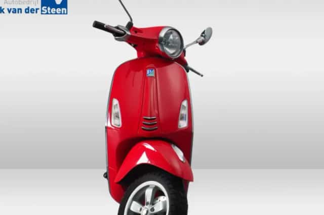 Vespa Primavera (2014) thumbnail 1