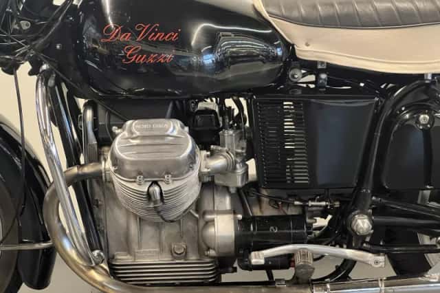 Moto Guzzi V7 Special (1972) thumbnail 6