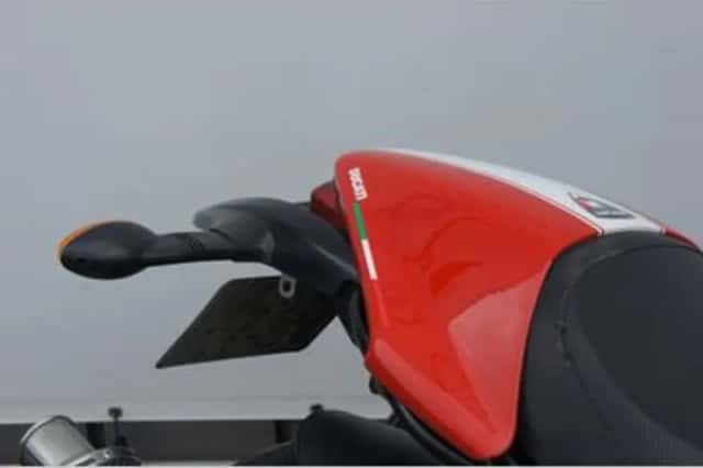 Ducati M 900 I.e (2001) thumbnail 6