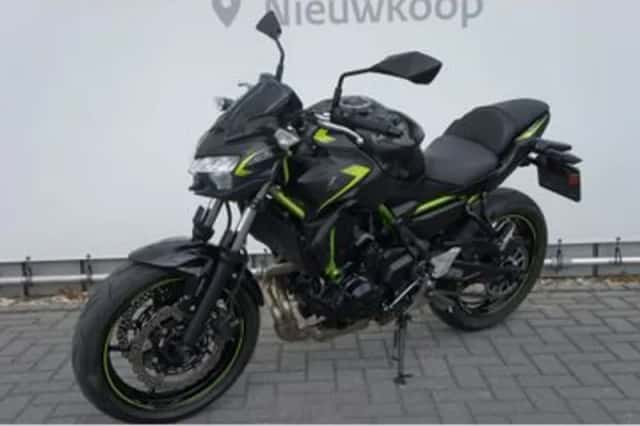 Kawasaki Z650 (2022) thumbnail 3