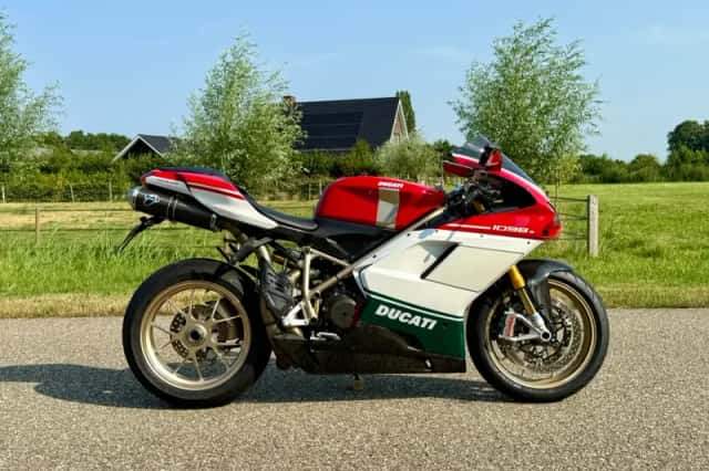 Ducati 1098 S TRI Colore (2007) thumbnail 2