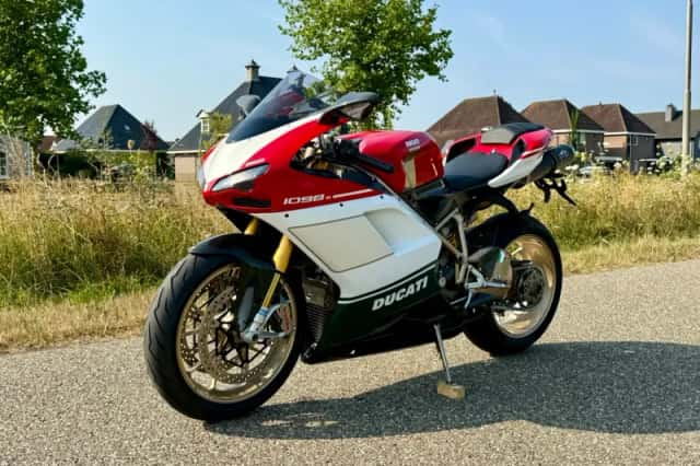 Ducati 1098 S TRI Colore (2007) thumbnail 6