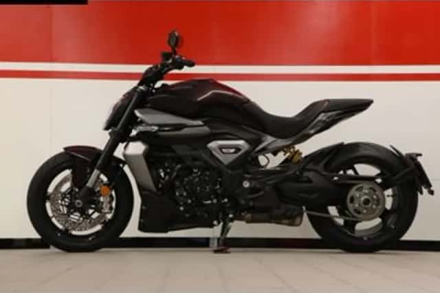Ducati Xdiavel V4 (2025) thumbnail 4