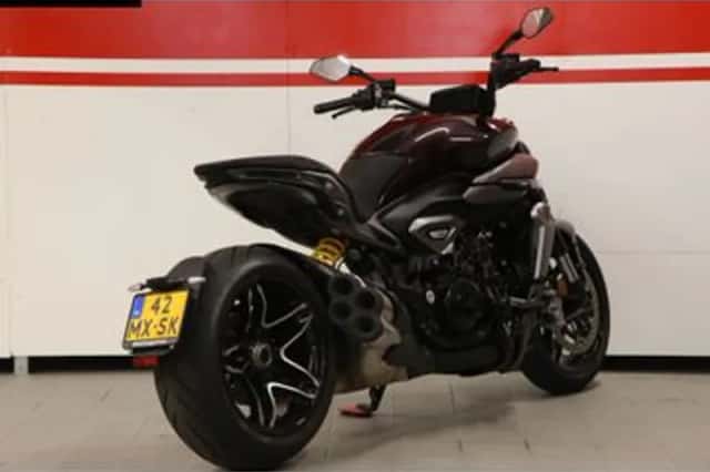 Ducati Xdiavel V4 (2025) thumbnail 6